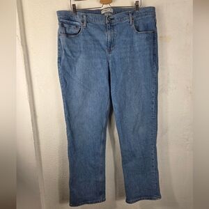 Abercrombie Women's Mid Rise 90s Straight Jean Medium Tinted SIZE 34 REGULAR